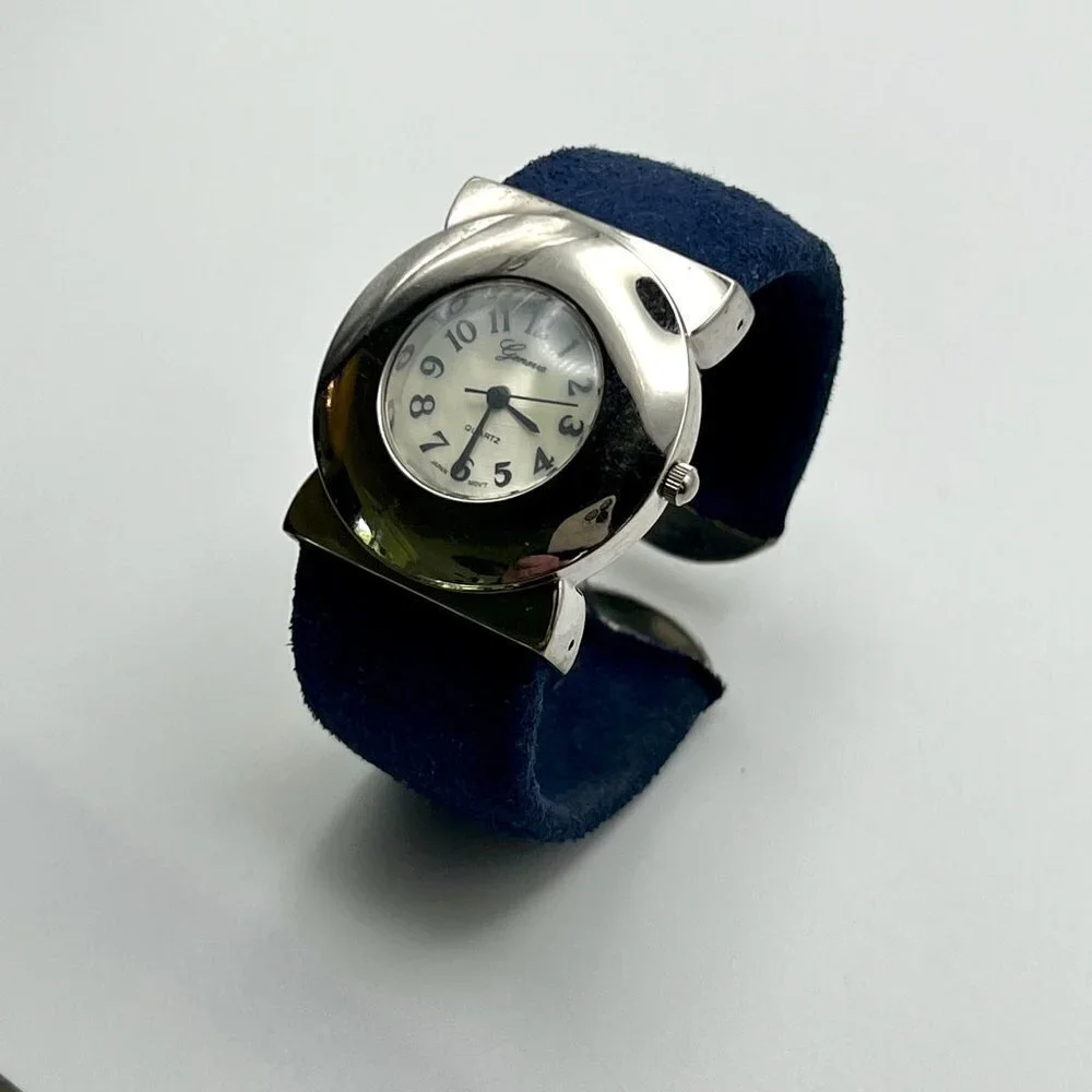 Vintage Geneva Cuff ladies watch Silver and Blue Working